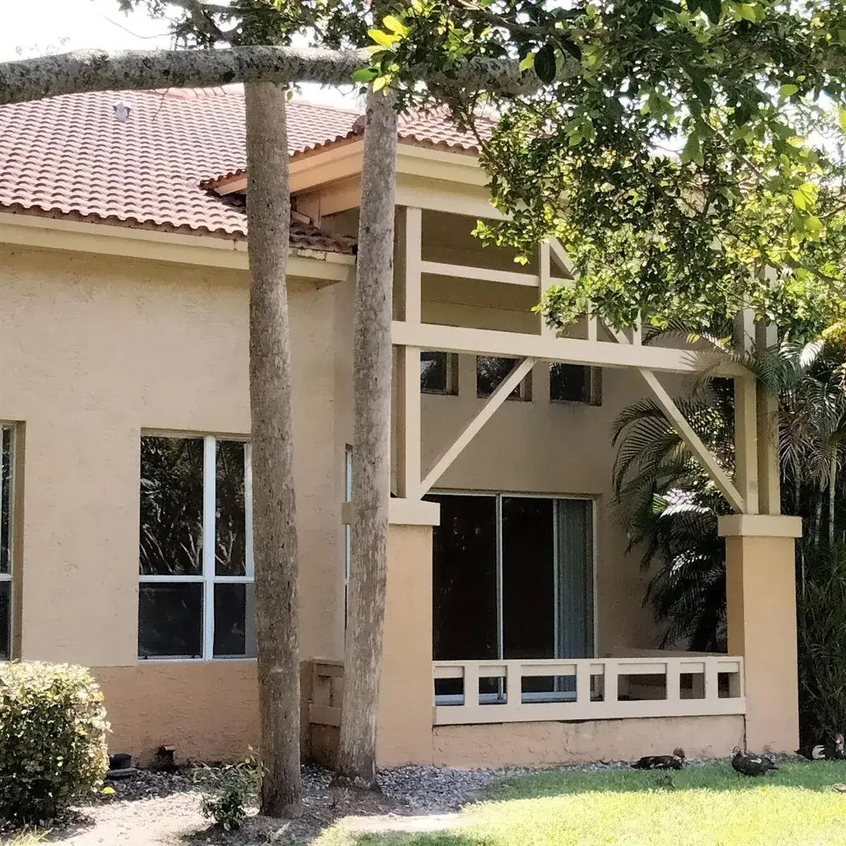 4759 Via Palm Lakes # 305, West Palm Beach FL 33417