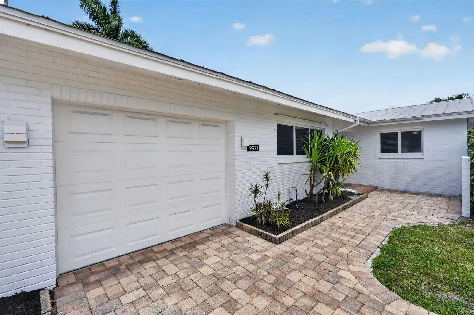 9971 Dogwood Avenue, Palm Beach Gardens FL 33410 photo 2