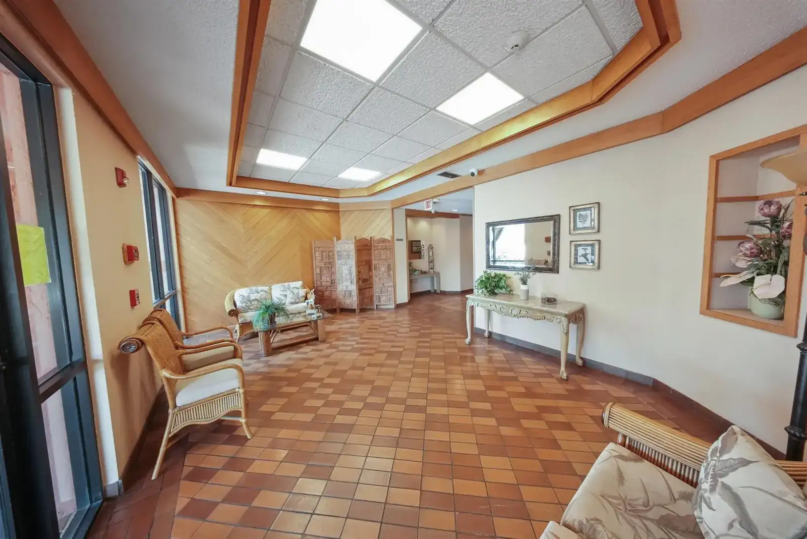 20860 San Simeon Way # 6, Miami FL 33179 photo 5