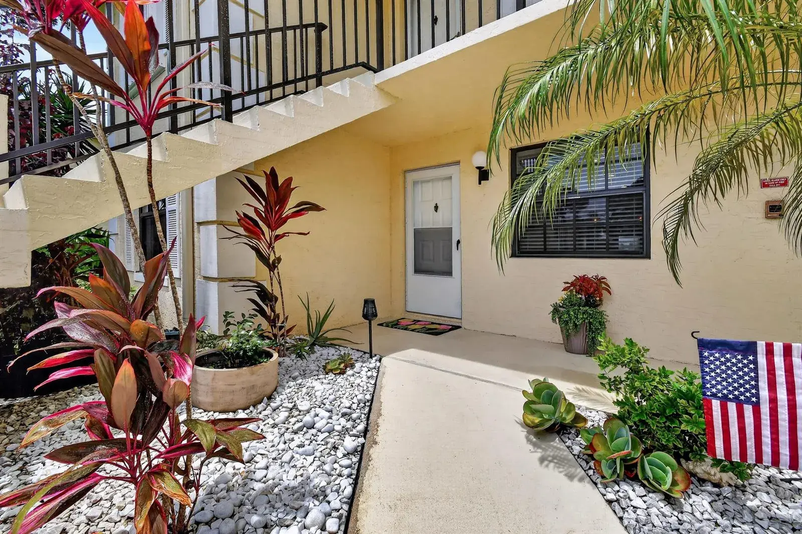 1091 Keystone Drive, Jupiter FL 33458