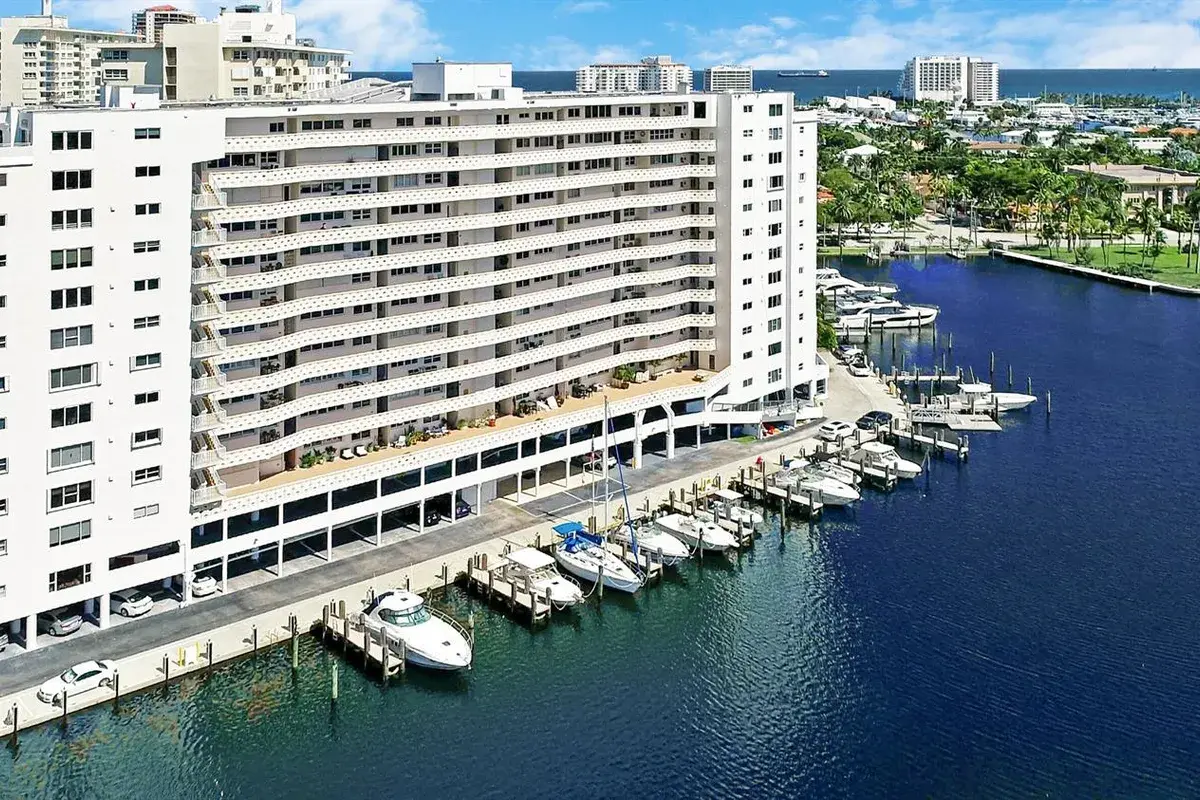 333 Sunset Drive # 908, Fort Lauderdale FL 33301