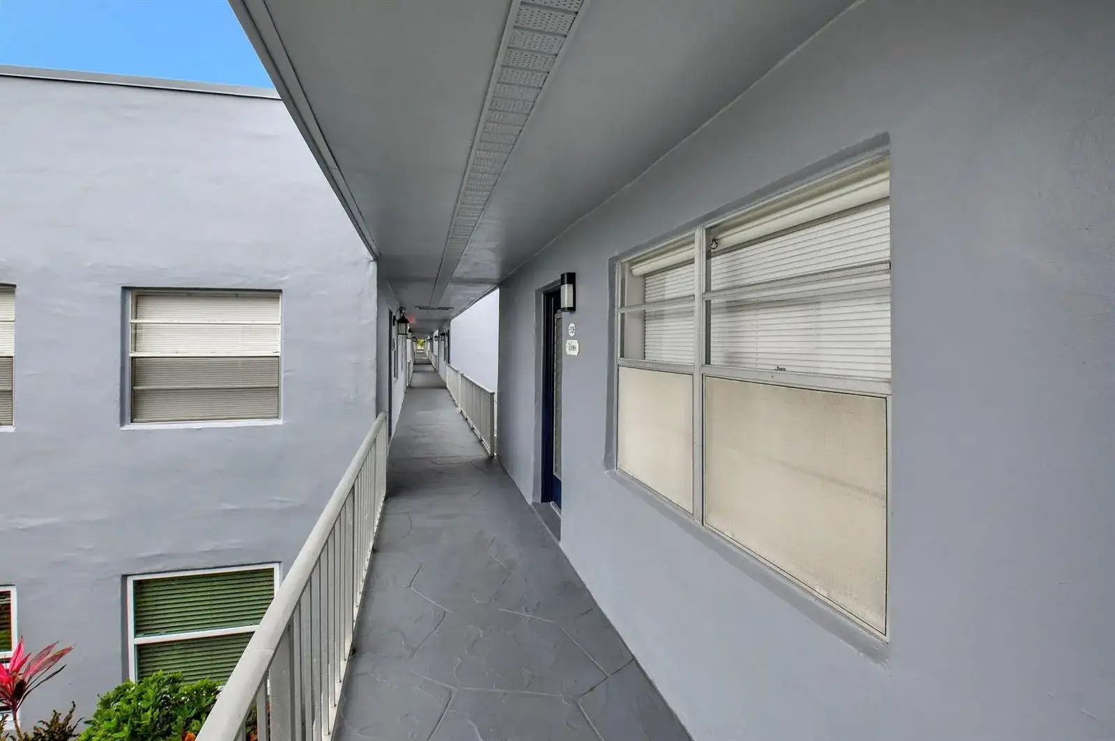 126 Burgundy # C, Delray Beach FL 33484 photo 2