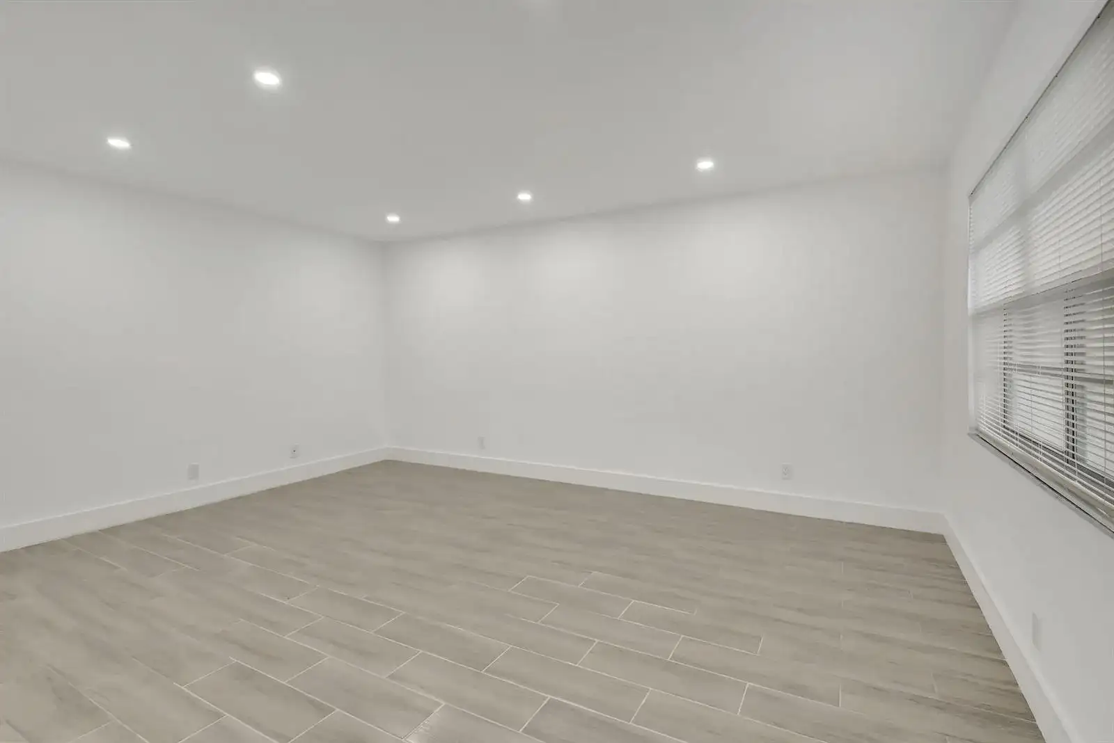126 Burgundy # C, Delray Beach FL 33484 photo 4