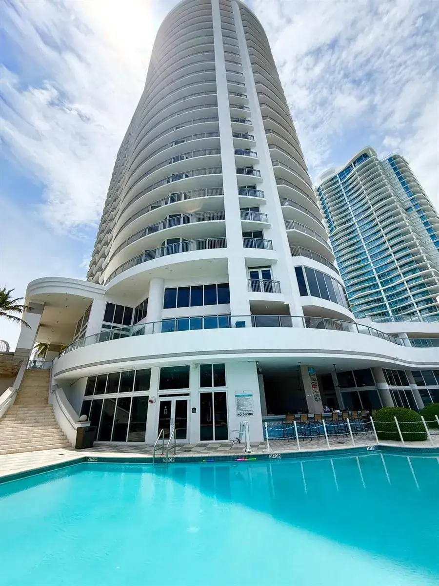 17375 Collins Avenue # 1104, Sunny Isles Beach FL 33160