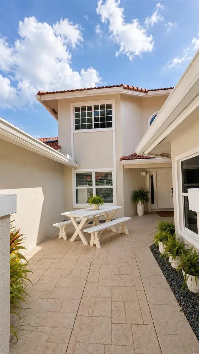 4107 Carriage Drive # K2, Pompano Beach FL 33069
