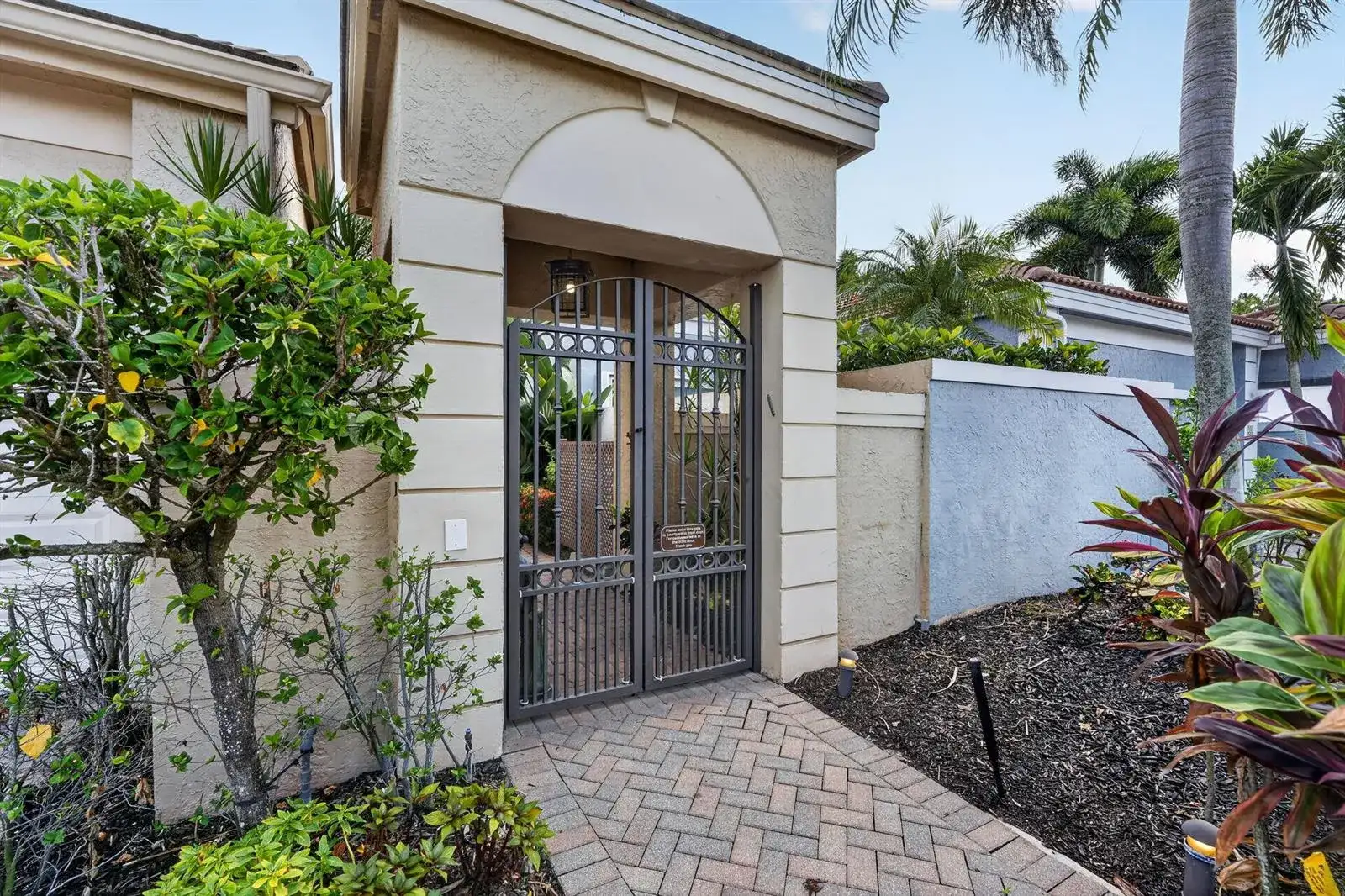 210 Coral Cay Terrace, Palm Beach Gardens FL 33418 photo 2