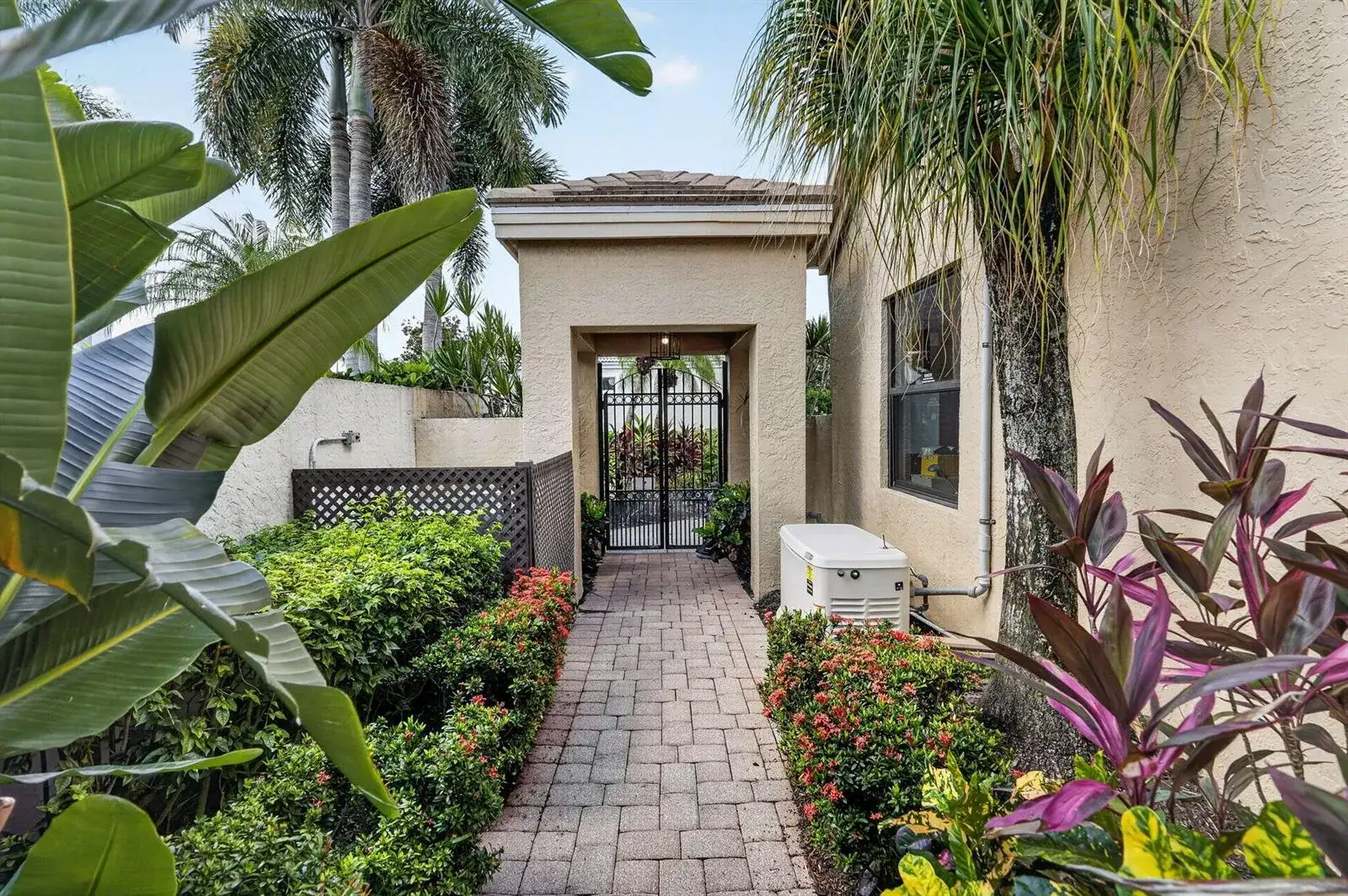 210 Coral Cay Terrace, Palm Beach Gardens FL 33418 photo 4
