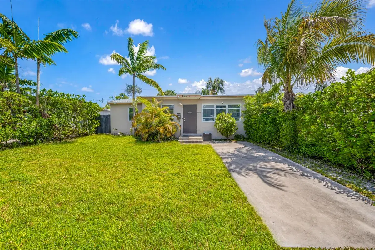 2326 Harding Street # 2326, Hollywood FL 33020