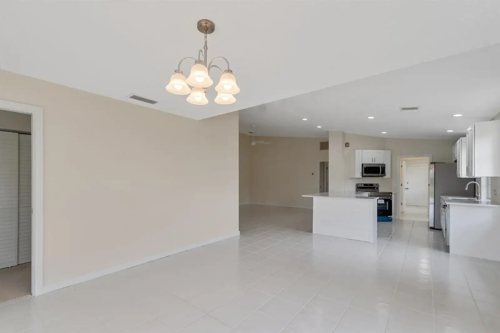 1256 NW Bentley Circle # B, Port St. Lucie FL 34986 photo 3