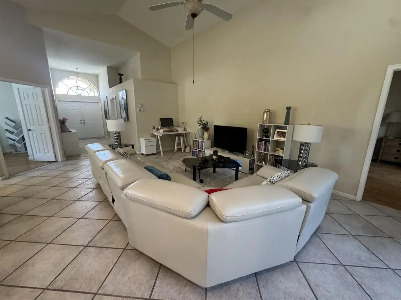 1528 SE Holyrood Lane, Port St. Lucie FL 34952 photo 2