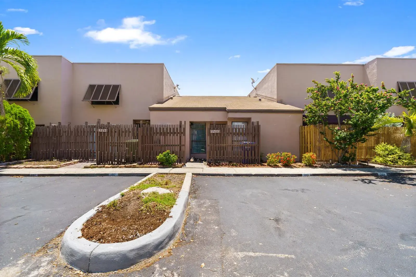 1213 NW 122nd Terrace # 0, Pembroke Pines FL 33026