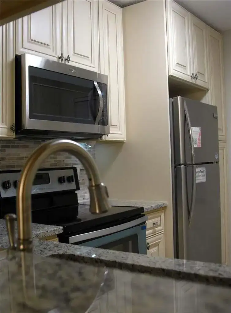 3071 Holiday Springs Boulevard # 8, Margate FL 33063 photo 5