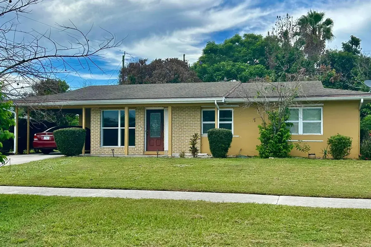179 SE Soneto Court, Port St. Lucie FL 34983