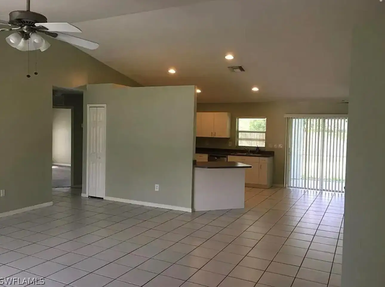 532 SE 27th Street, Cape Coral FL 33904 photo 4