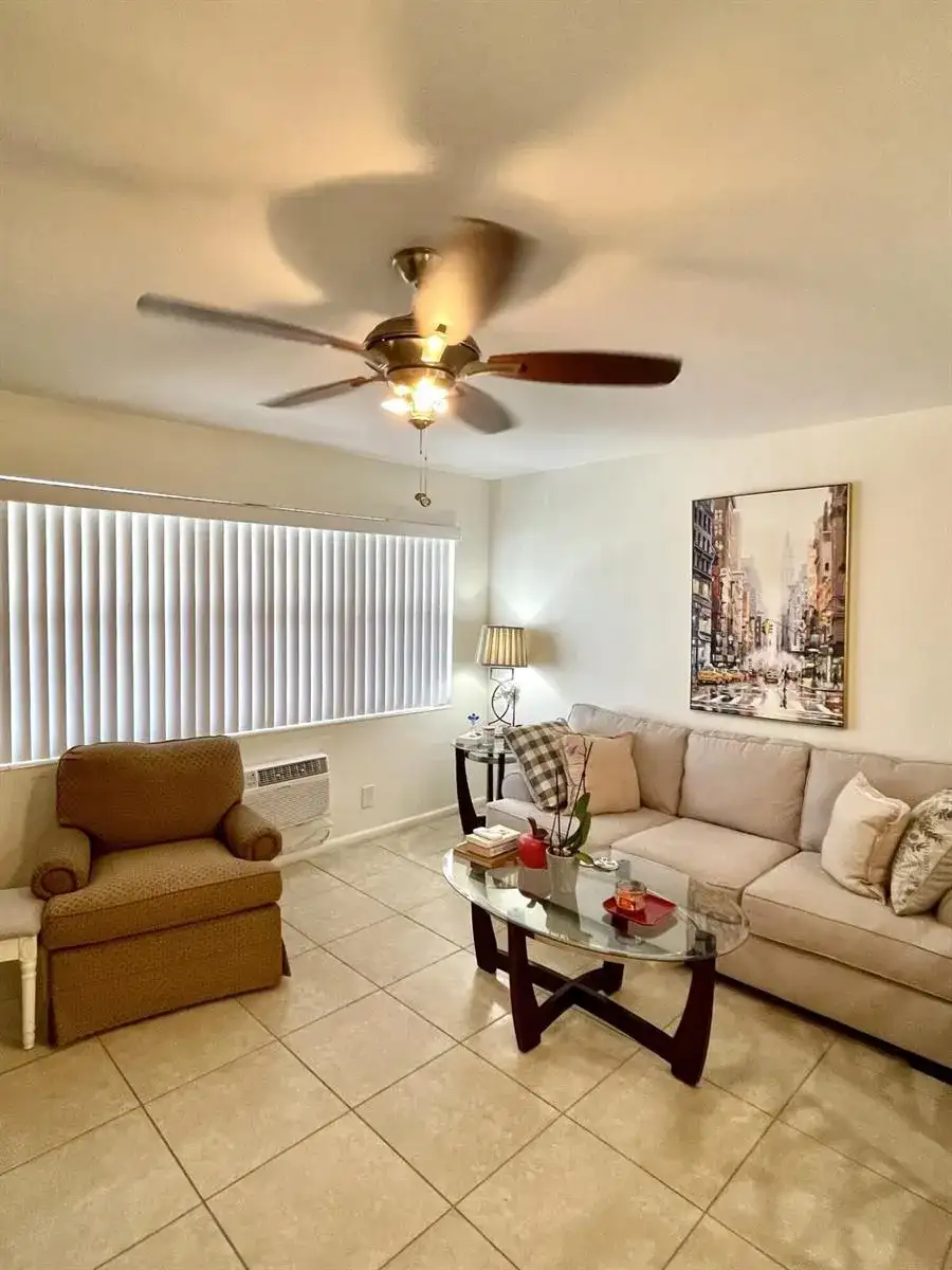 111 Kent G Street # 111, West Palm Beach FL 33417 photo 2
