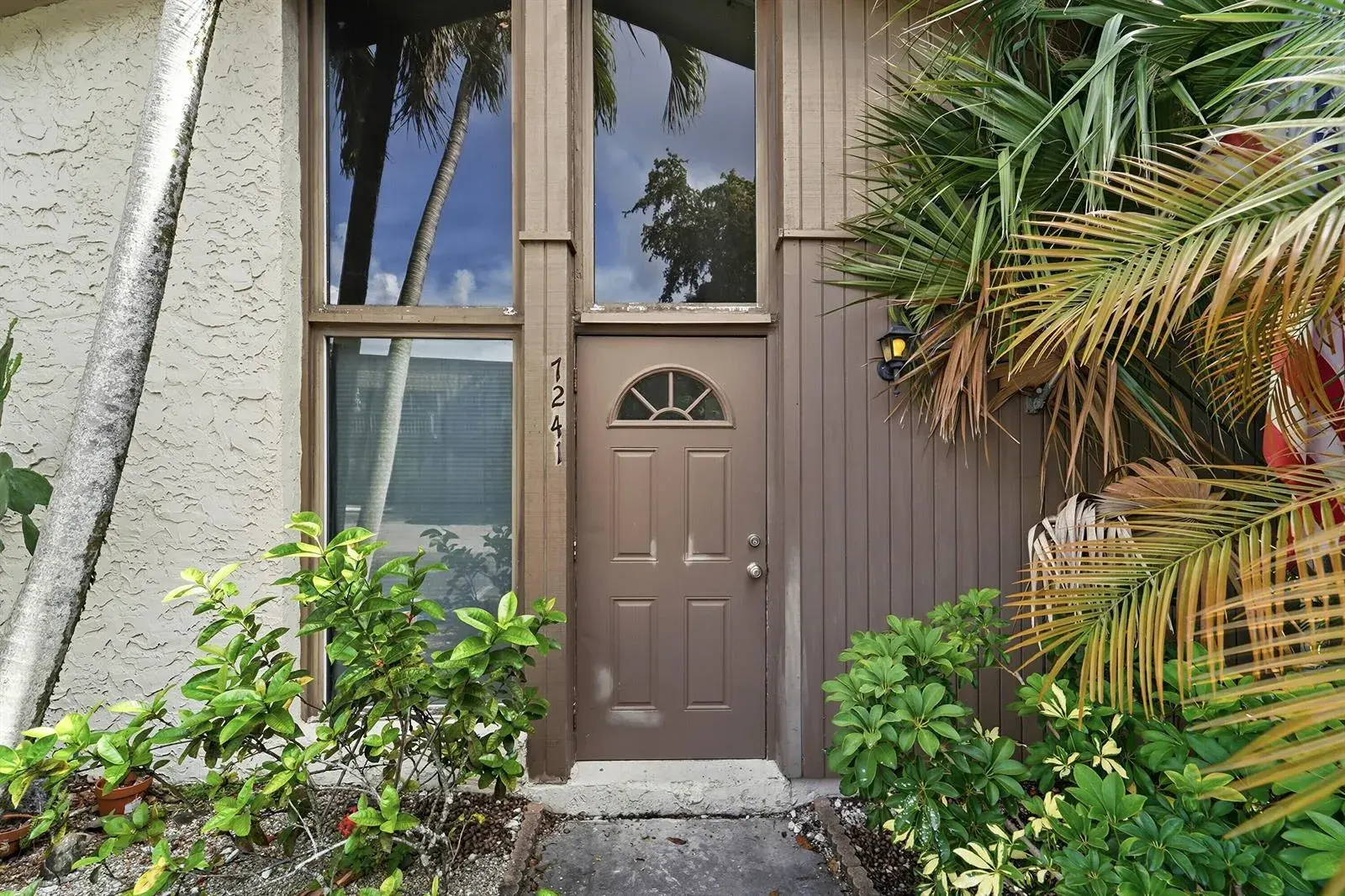 7241 W Sunrise Boulevard, Plantation FL 33313