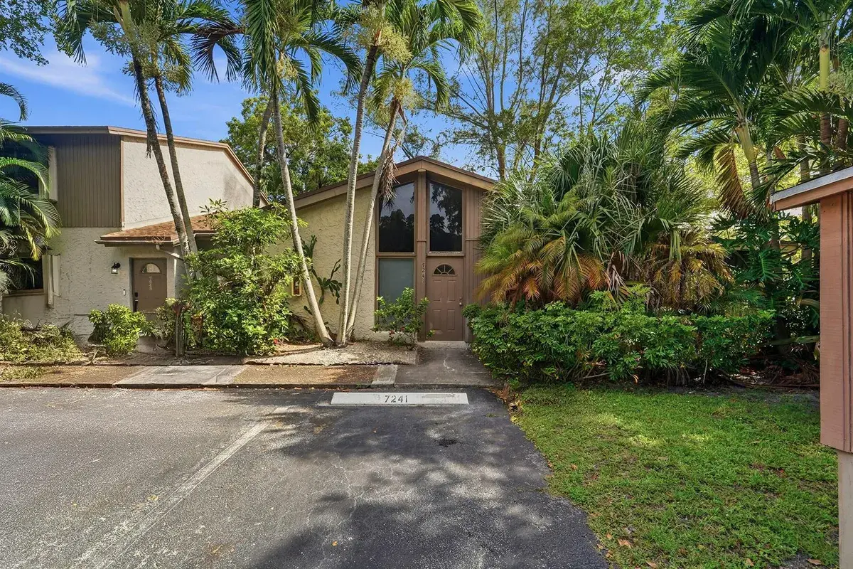 7241 W Sunrise Boulevard, Plantation FL 33313