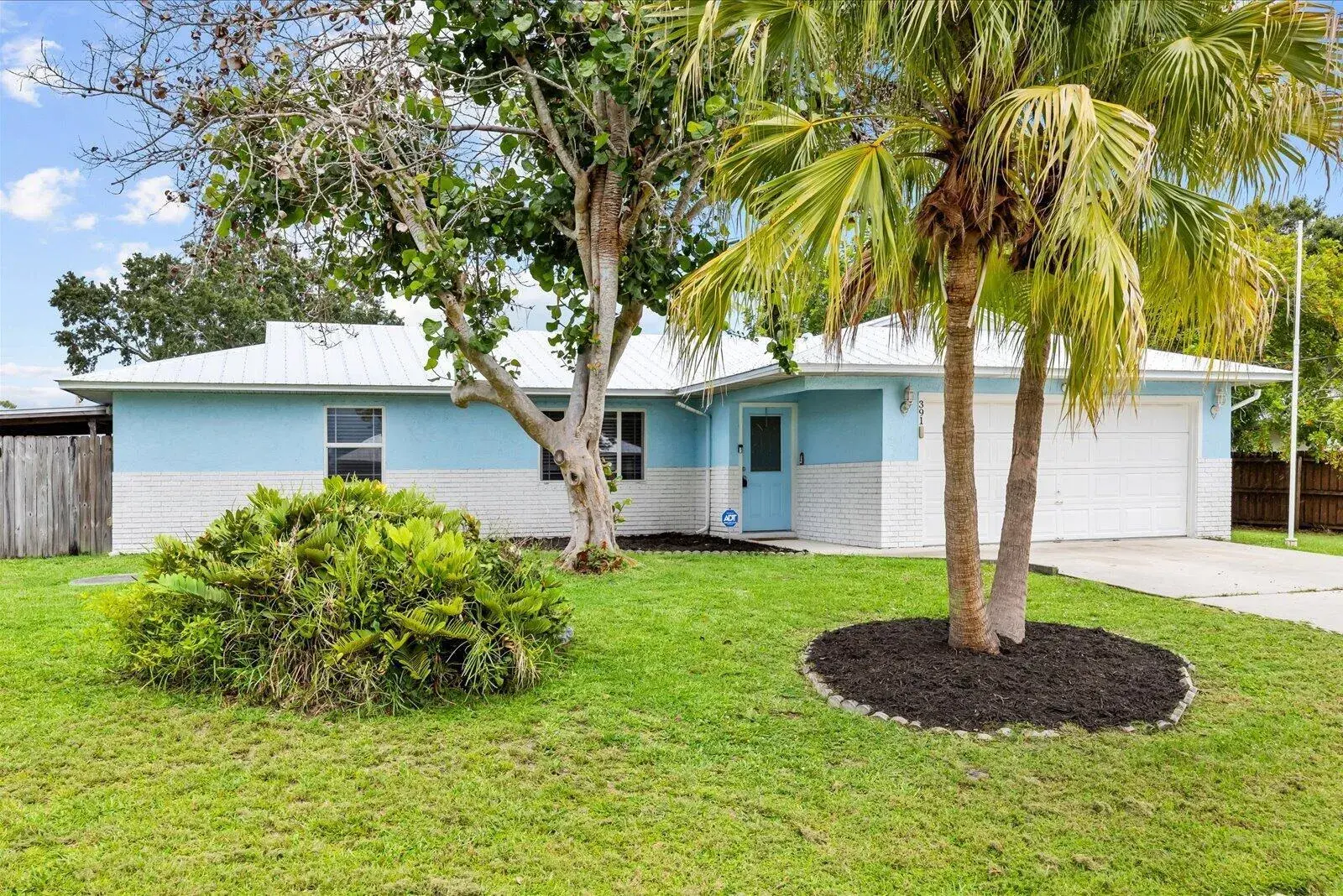 391 SW Duval Avenue, Port St. Lucie FL 34983