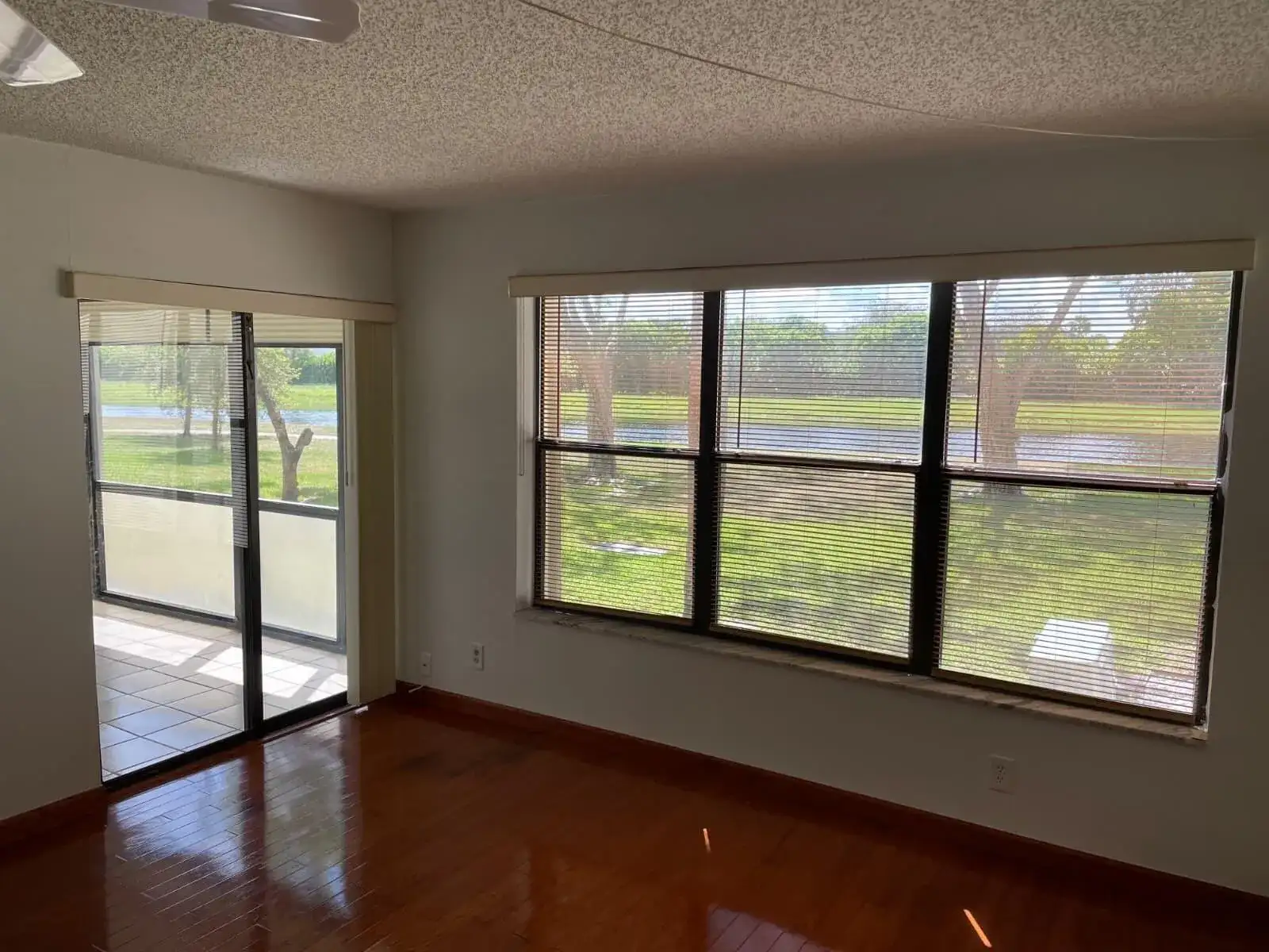 2322 S Cypress Bend Drive # 110, Pompano Beach FL 33069 photo 2