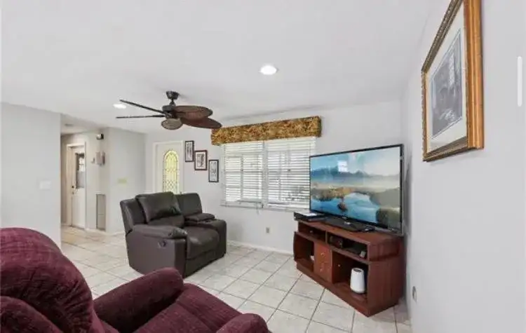 1116 SE 30th Terrace, Cape Coral FL 33904 photo 3