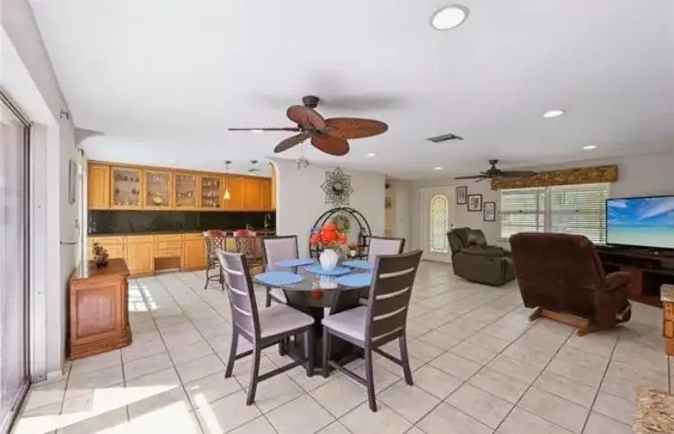 1116 SE 30th Terrace, Cape Coral FL 33904 photo 4