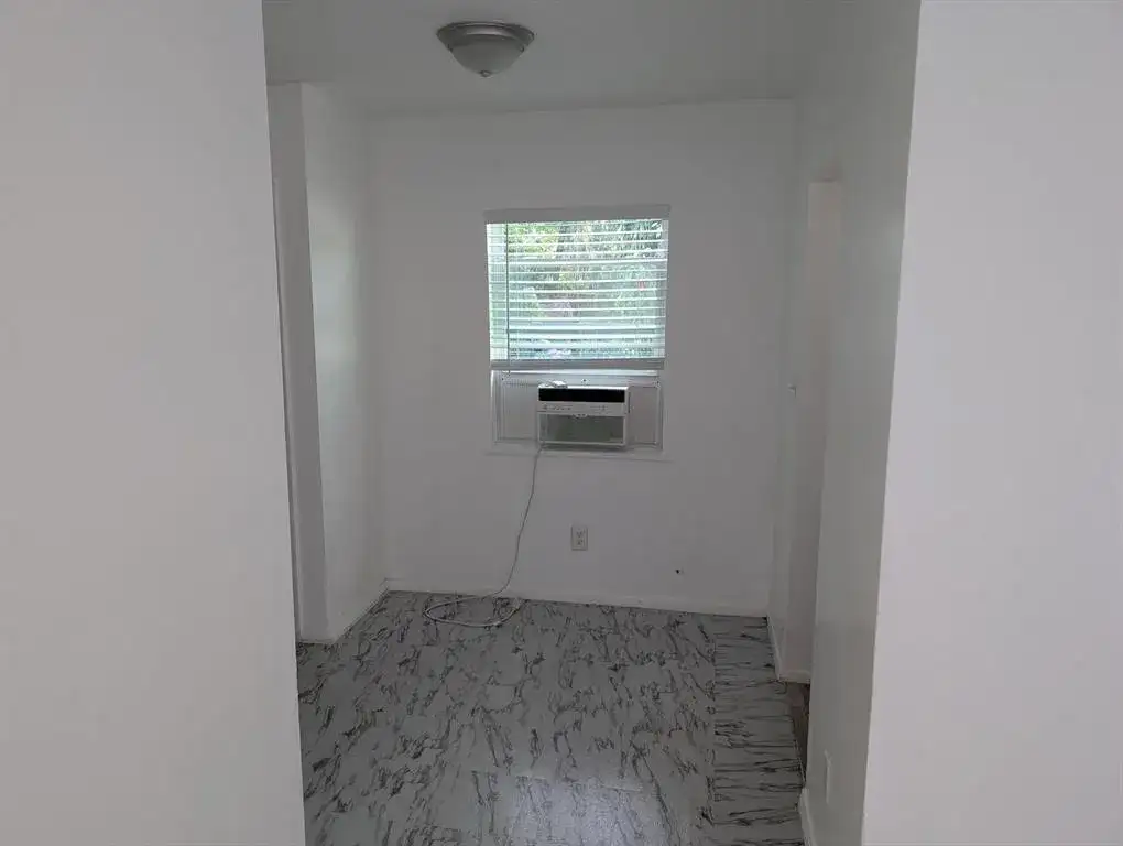 1420 NW 5th Avenue, Fort Lauderdale FL 33311 photo 2
