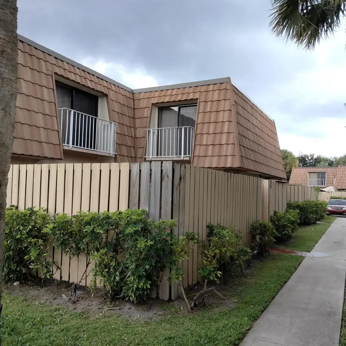 729 Mill Valley Place, West Palm Beach FL 33409 photo 5