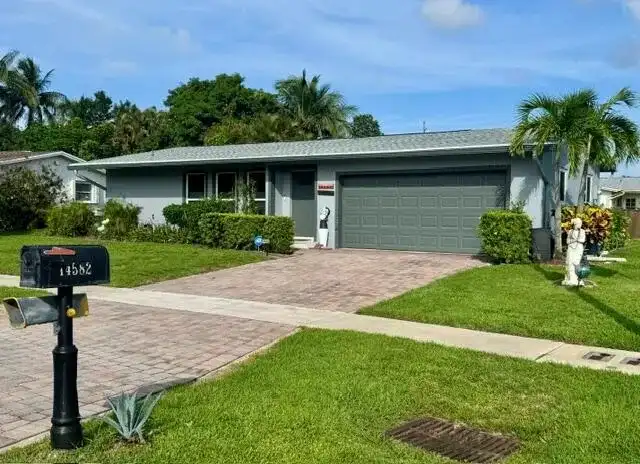 14582 Sunny Waters Lane, Delray Beach FL 33484