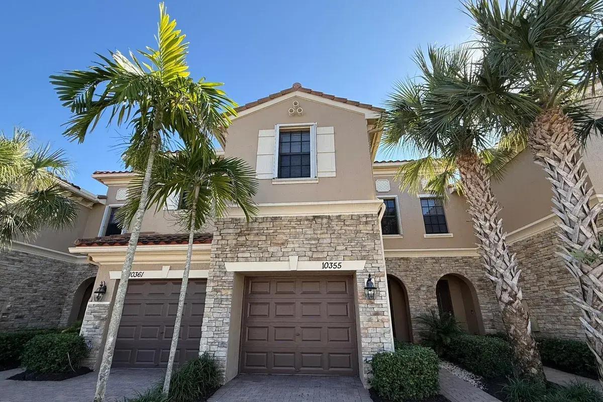 10355 Wellington Parc Drive, Wellington FL 33449