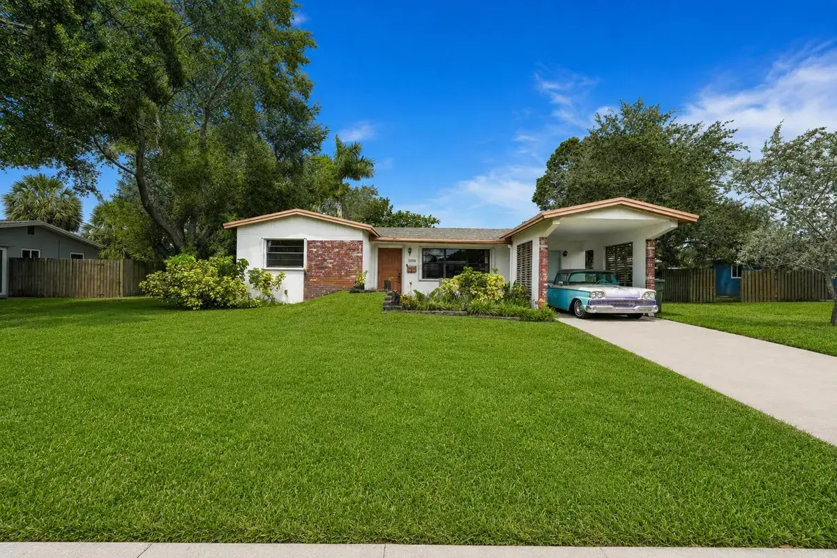 3358 SW 16th Court, Fort Lauderdale FL 33068