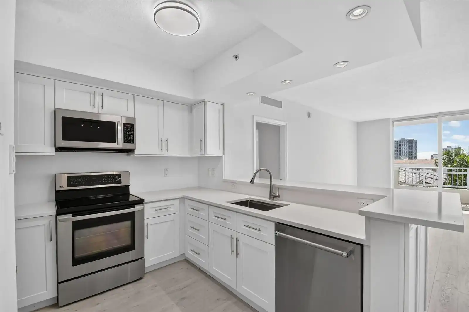 403 S Sapodilla Avenue # 409, West Palm Beach FL 33401