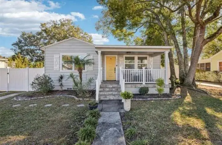 704 W Fribley Street, Tampa FL 33603