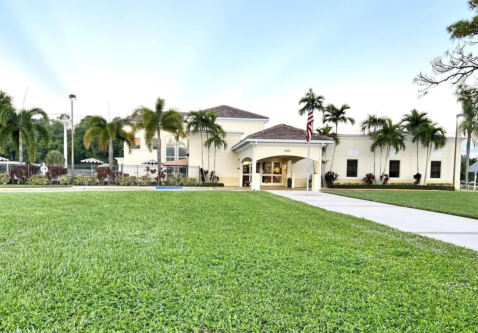 5 Hastings A, West Palm Beach FL 33417 photo 2