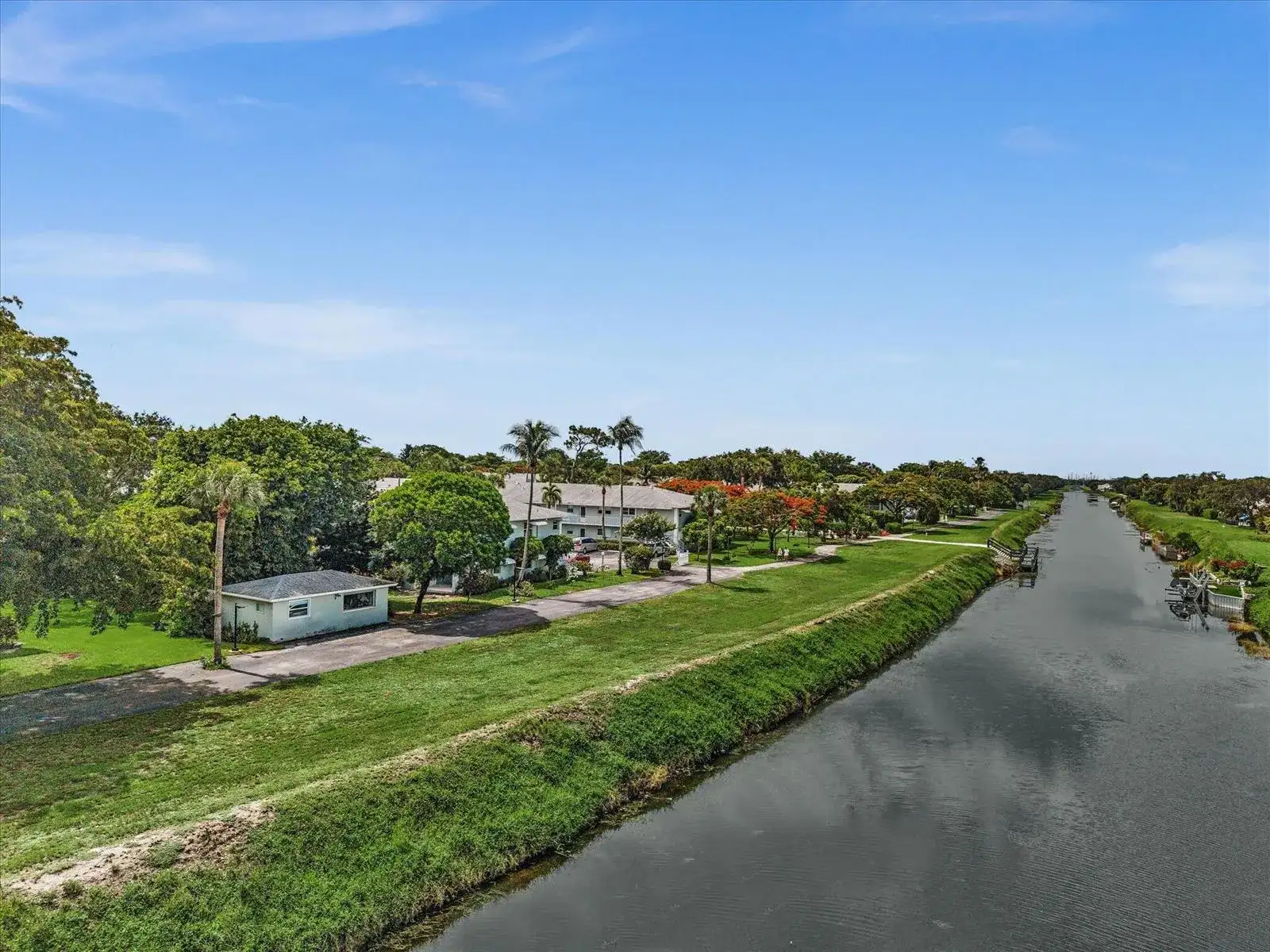 2420 SW 22nd Avenue # 602, Delray Beach FL 33445 photo 2