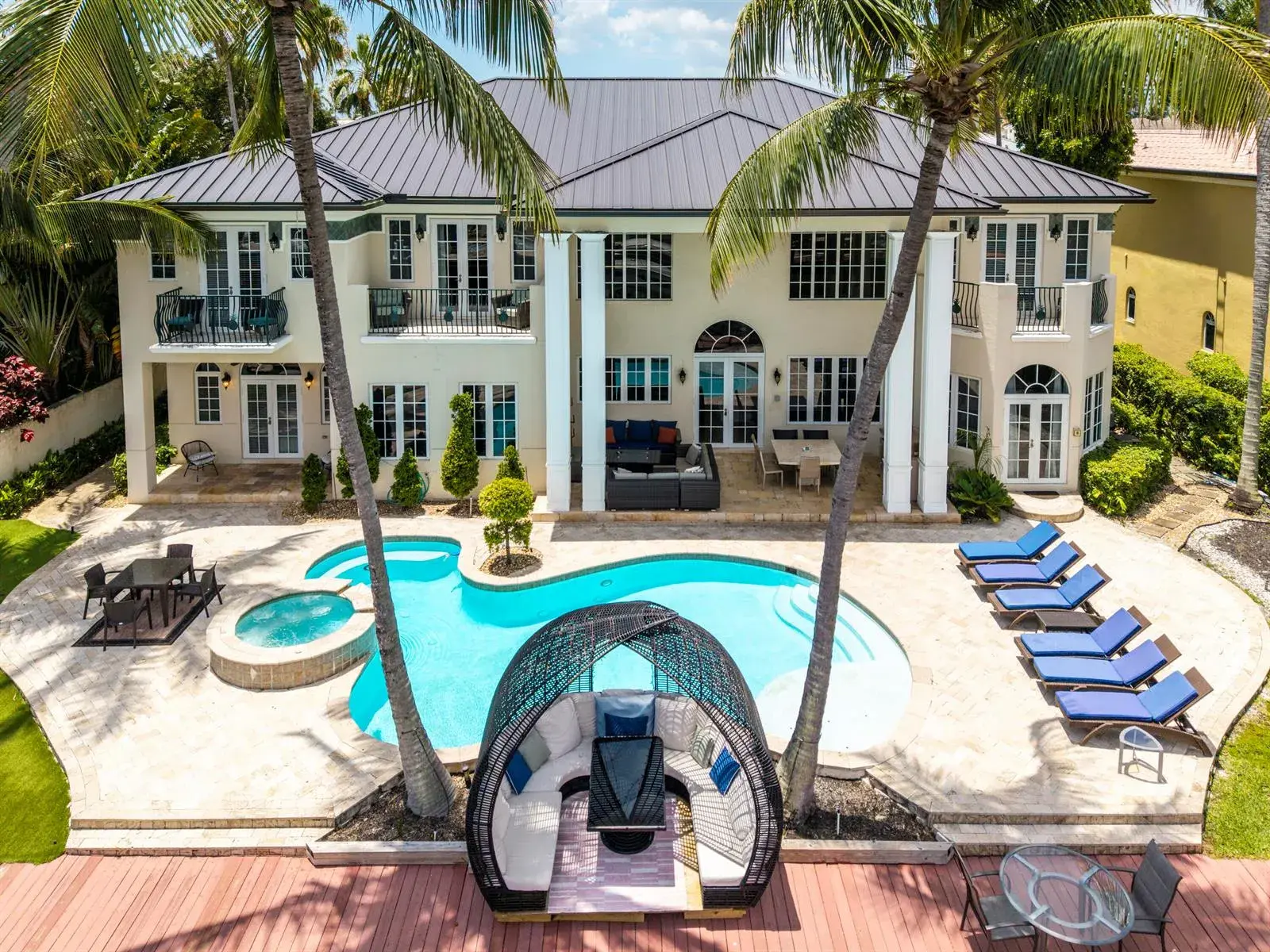 7 Pelican Drive, Fort Lauderdale FL 33301
