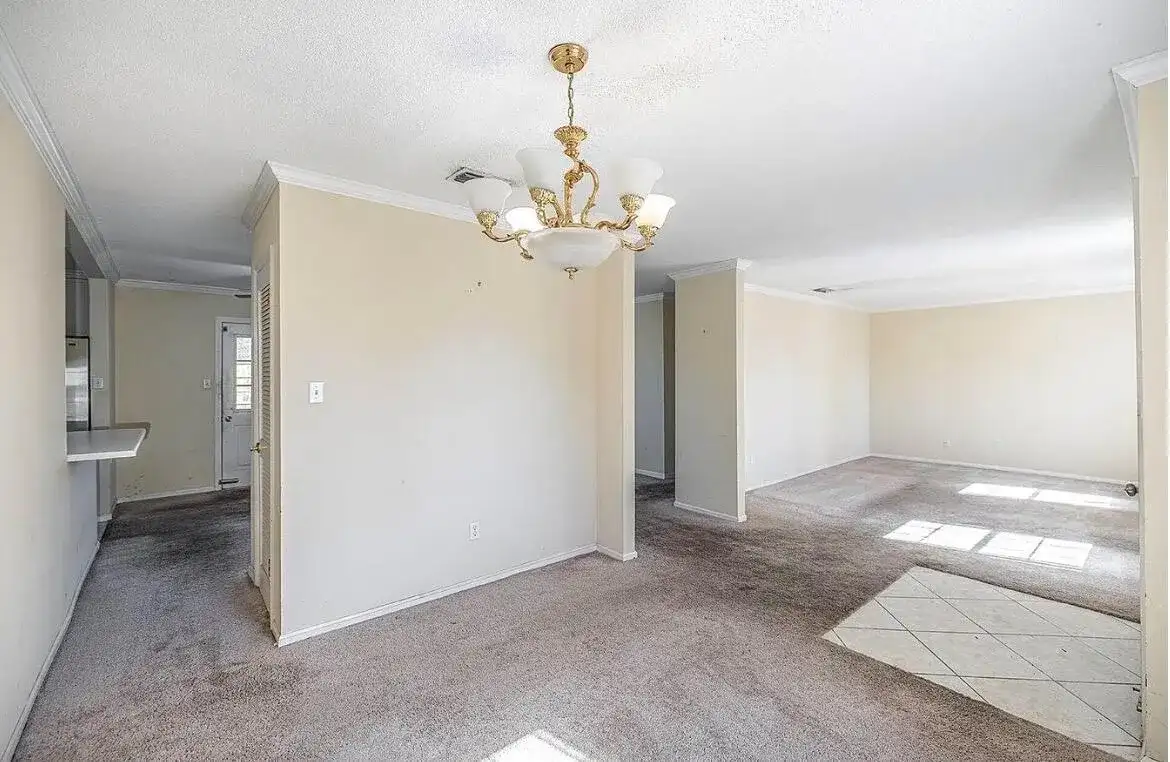 707 Heron Lane, FL 32541 photo 2