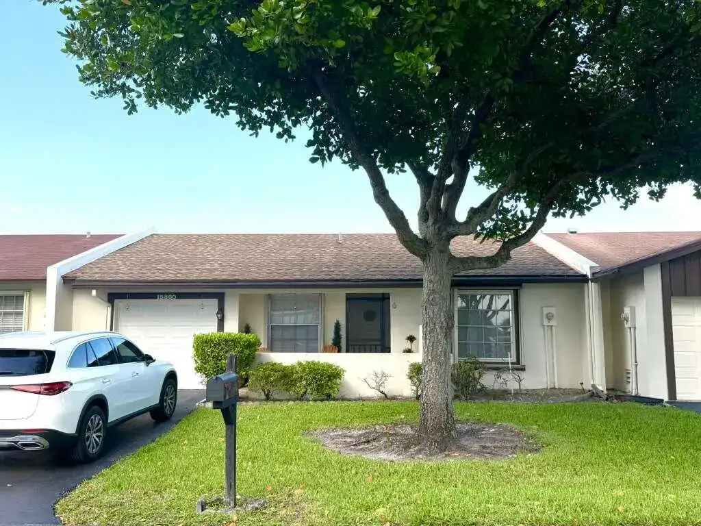 15860 Laurel Oak Circle, Delray Beach FL 33484 photo 2