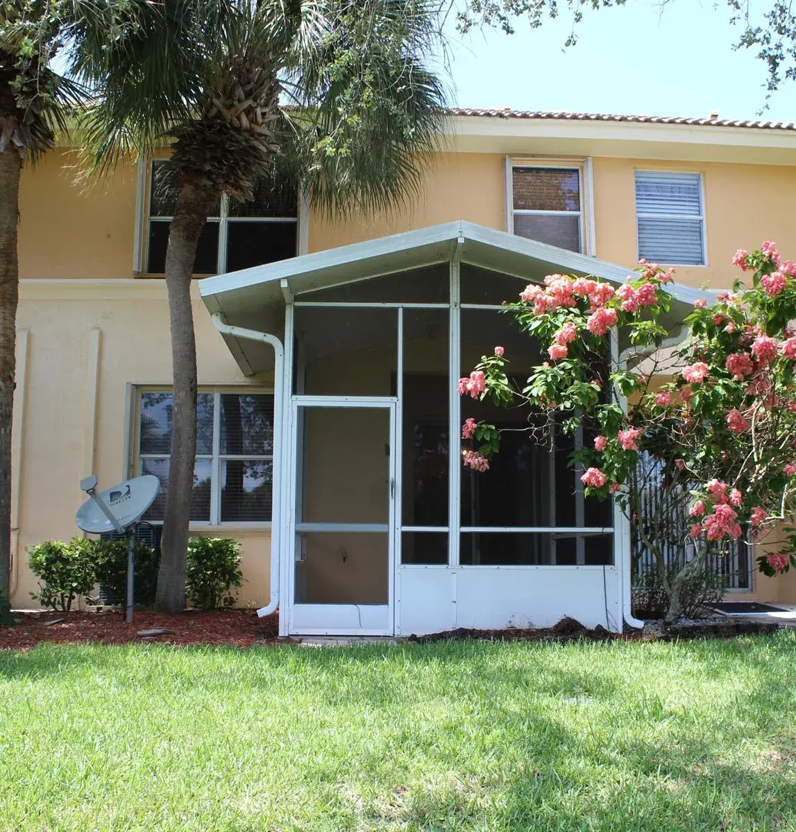 266 River Bluff Lane, Royal Palm Beach FL 33411