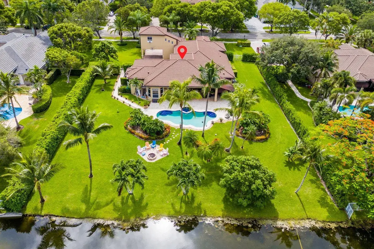 3263 SW 138th Way, Davie FL 33330