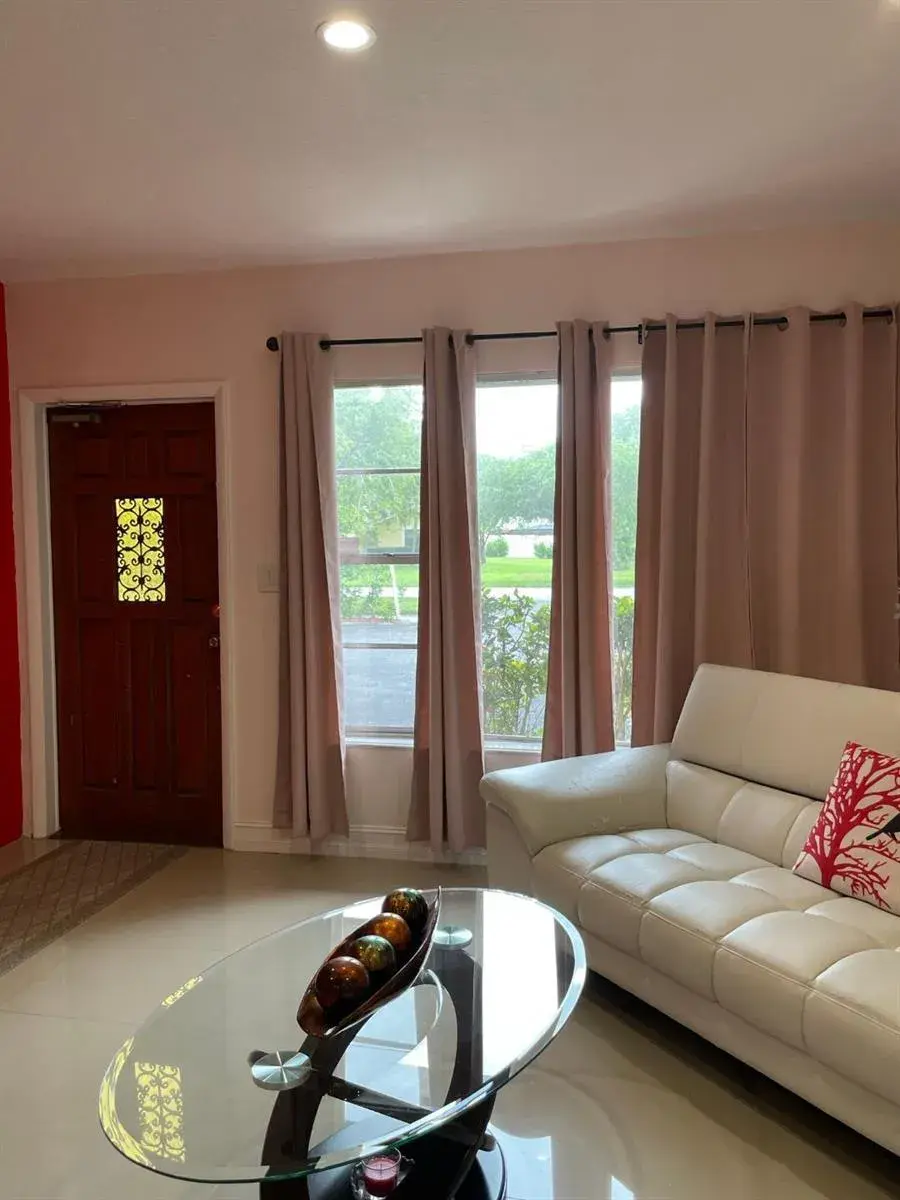 11440 NW 39th Street # 1, Coral Springs FL 33065