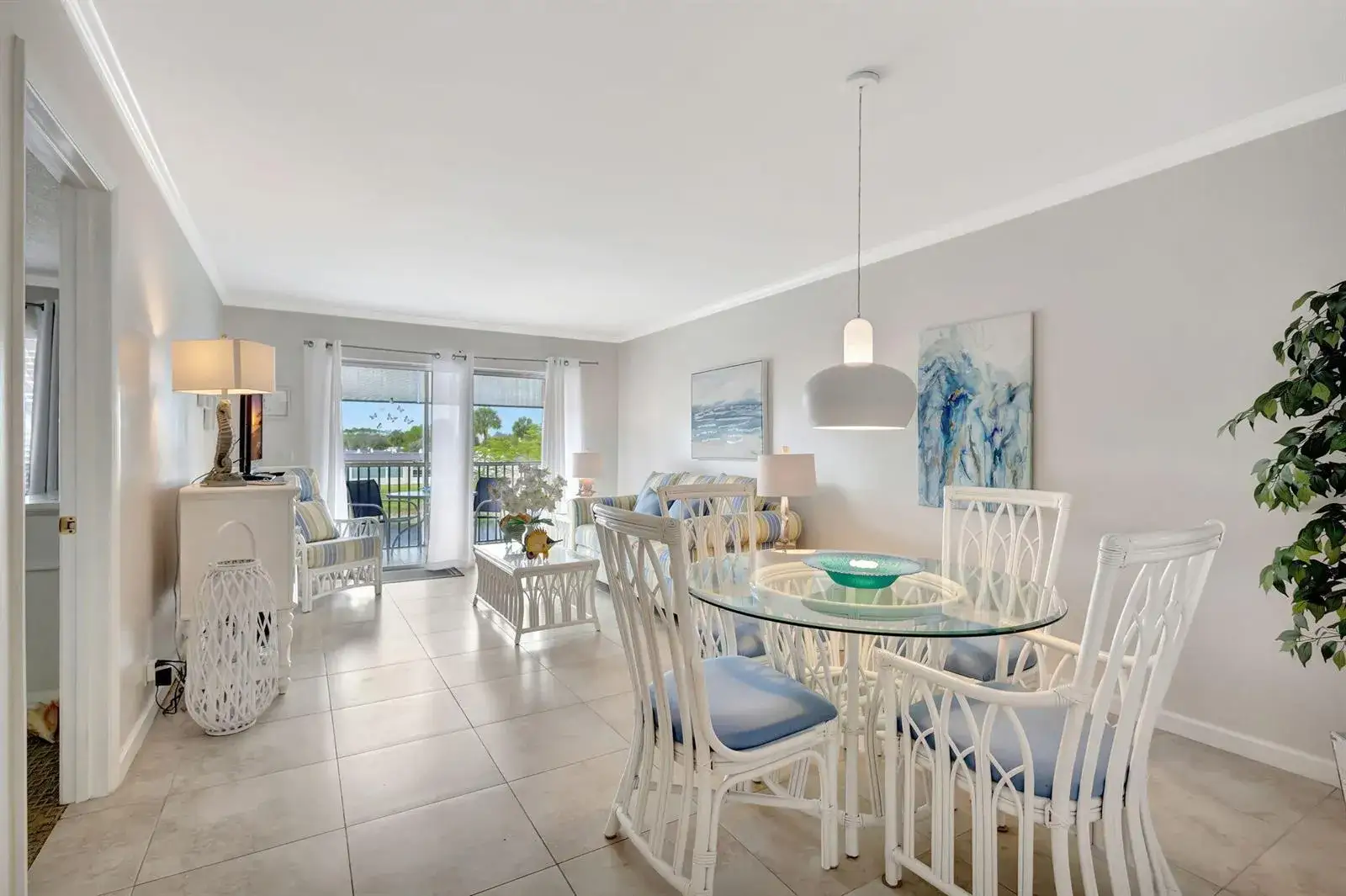 154 Lake Meryl Drive # 255, West Palm Beach FL 33411
