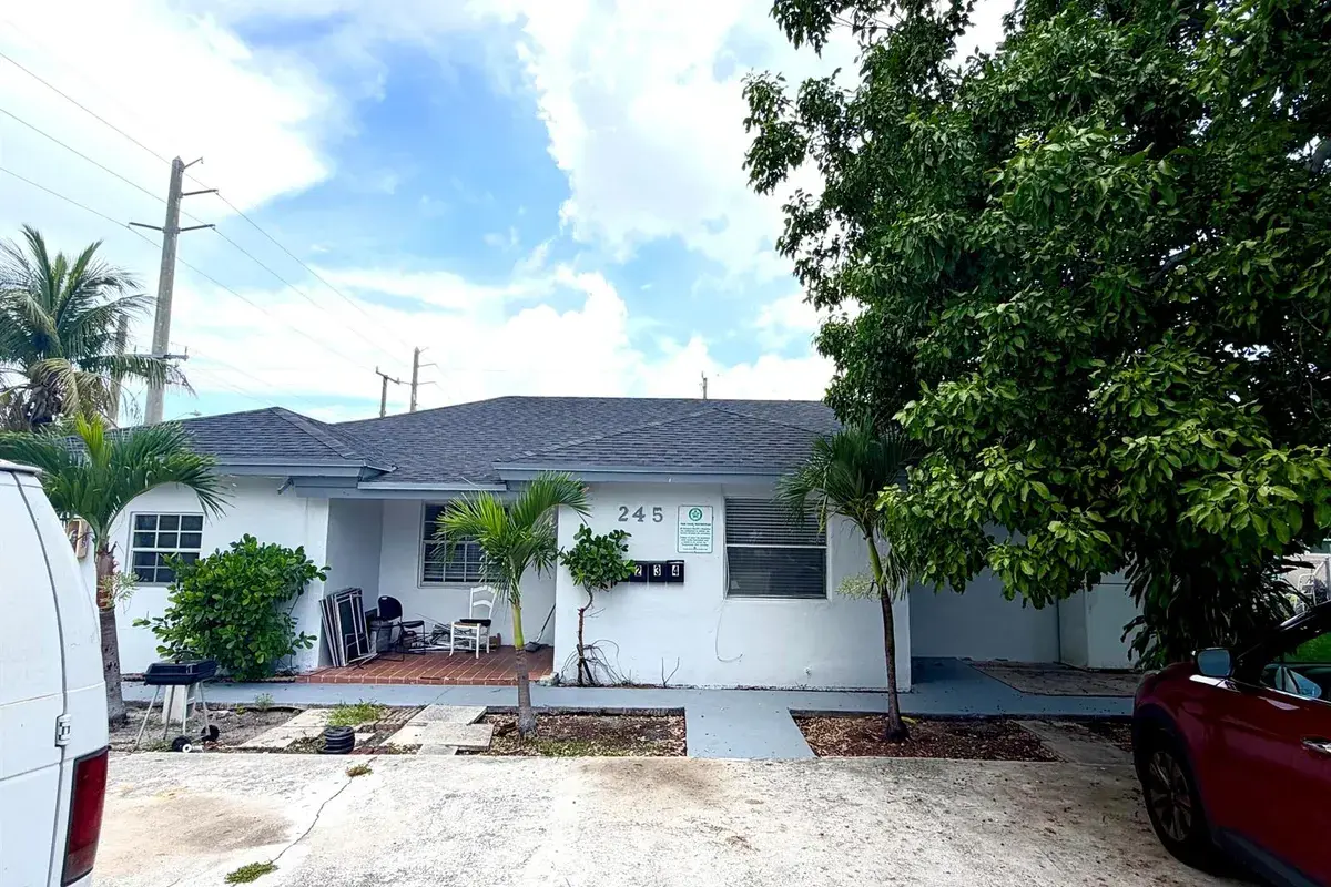 245 NW 12th Court # 4, Pompano Beach FL 33060