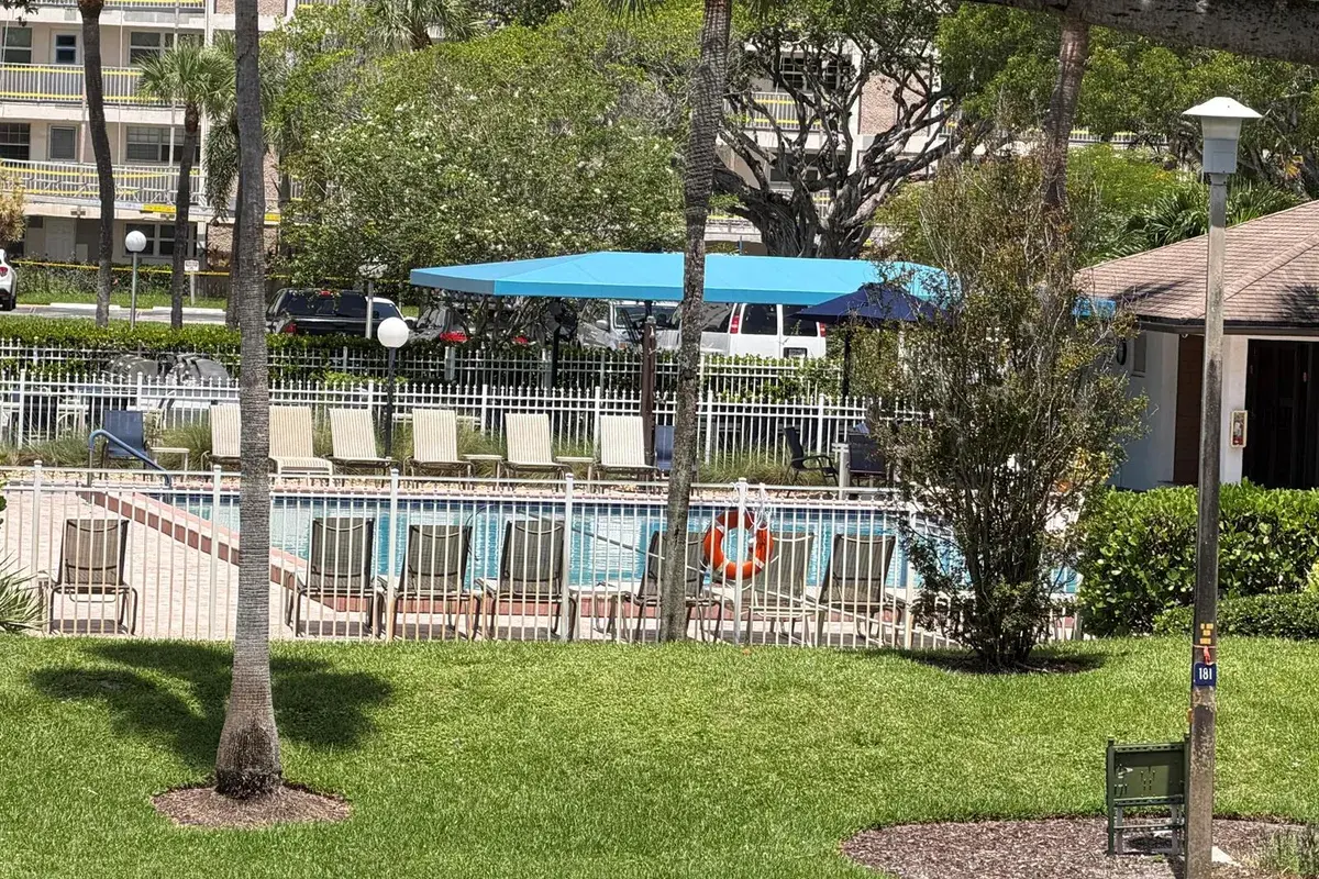 2650 S Course Drive # 203, Pompano Beach FL 33069