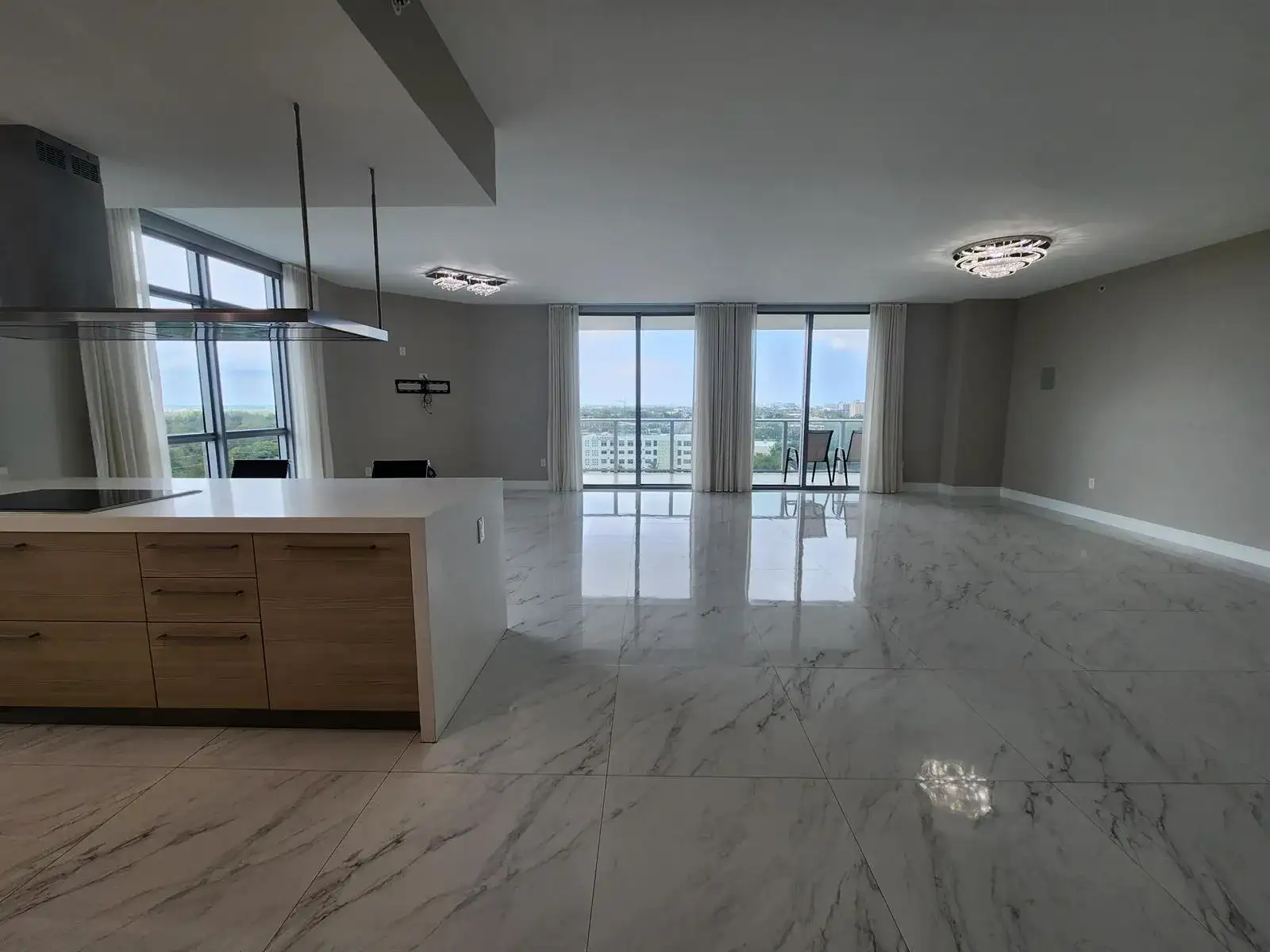 17301 Biscayne Boulevard # 1202, North Miami Beach FL 33160 photo 4