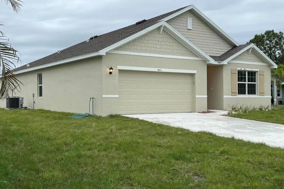 4011 SW Kidd Court, Port St. Lucie FL 34953