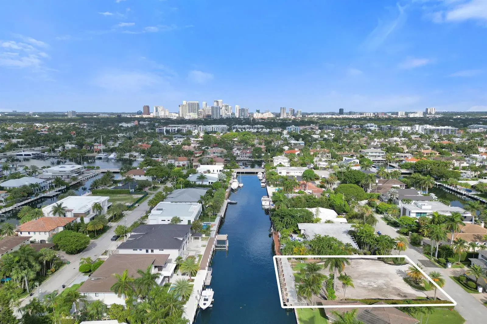 26 Pelican Drive, Fort Lauderdale FL 33301