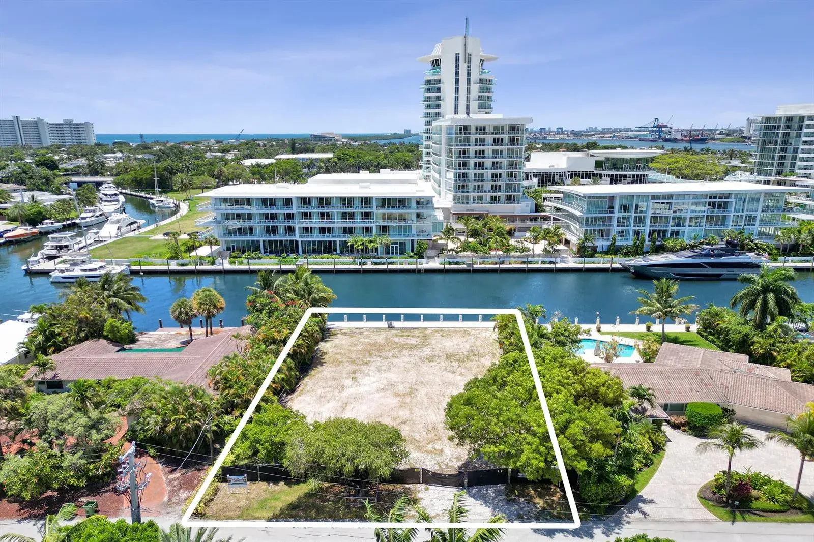 2552 Mercedes Drive, Fort Lauderdale FL 33316