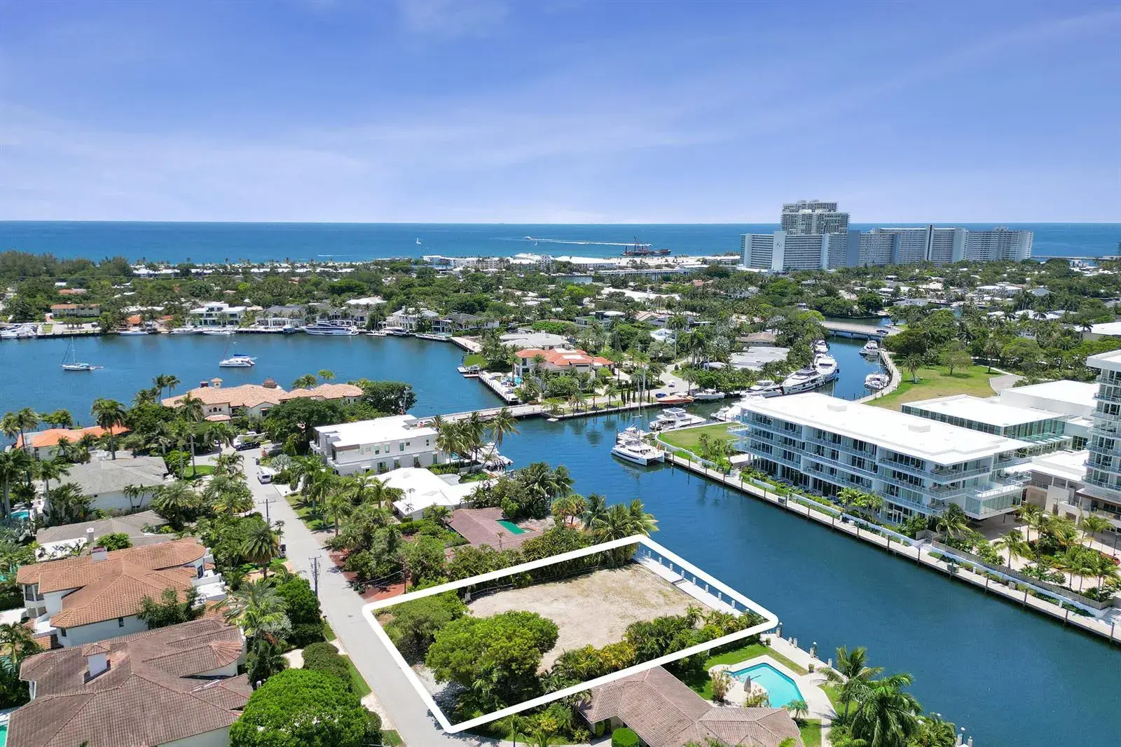 2552 Mercedes Drive, Fort Lauderdale FL 33316