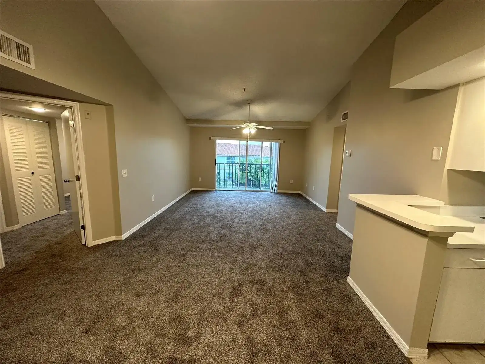 4199 N Haverhill Road # 113, West Palm Beach FL 33417 photo 2