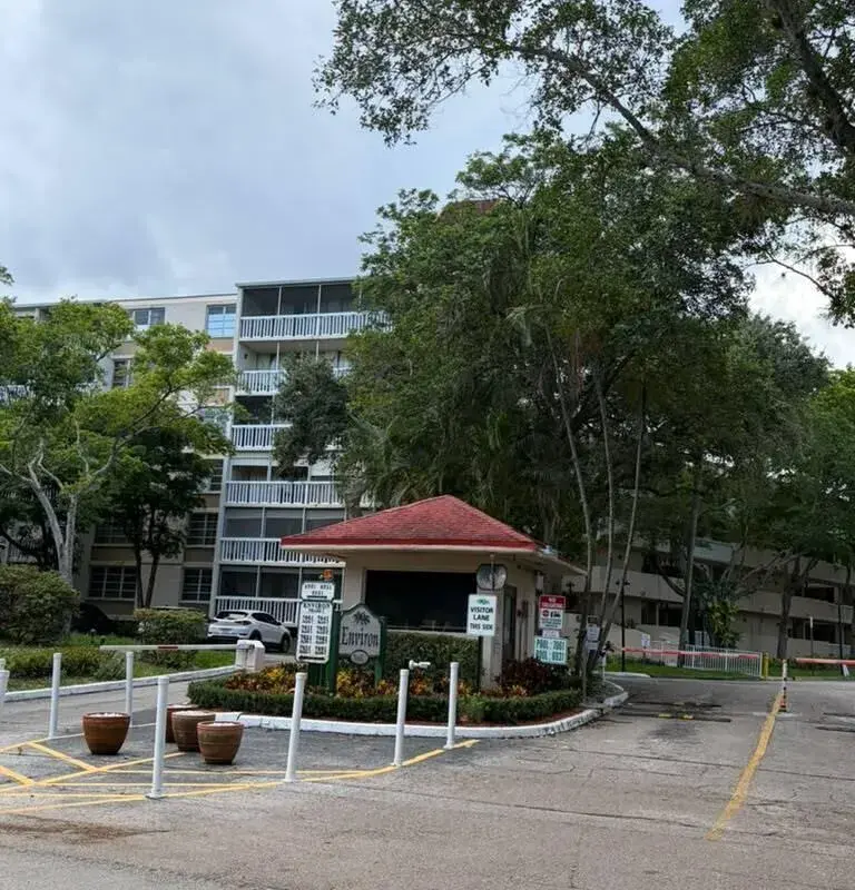 7011 Environ Boulevard # 210, Lauderhill FL 33319